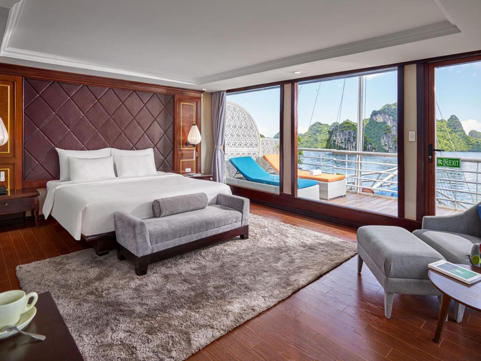 Lotus Boutique Cruise Hotel ฮาลอง ภายนอก รูปภาพ