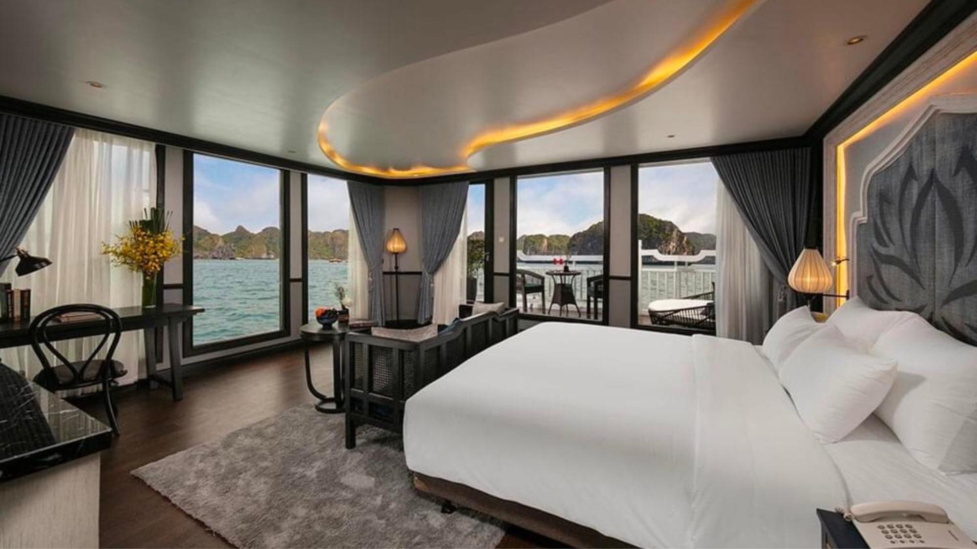Lotus Boutique Cruise Hotel ฮาลอง ภายนอก รูปภาพ